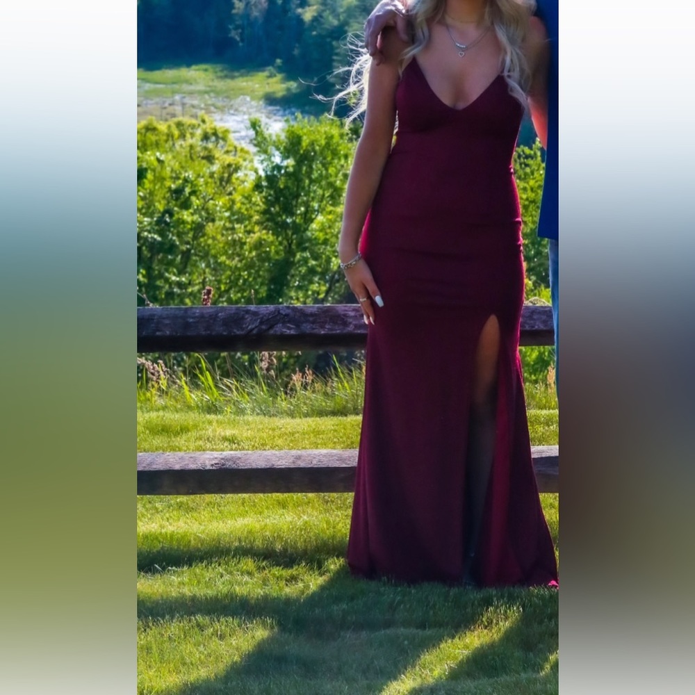 PROM is coming up 
Jovani prom dress !!